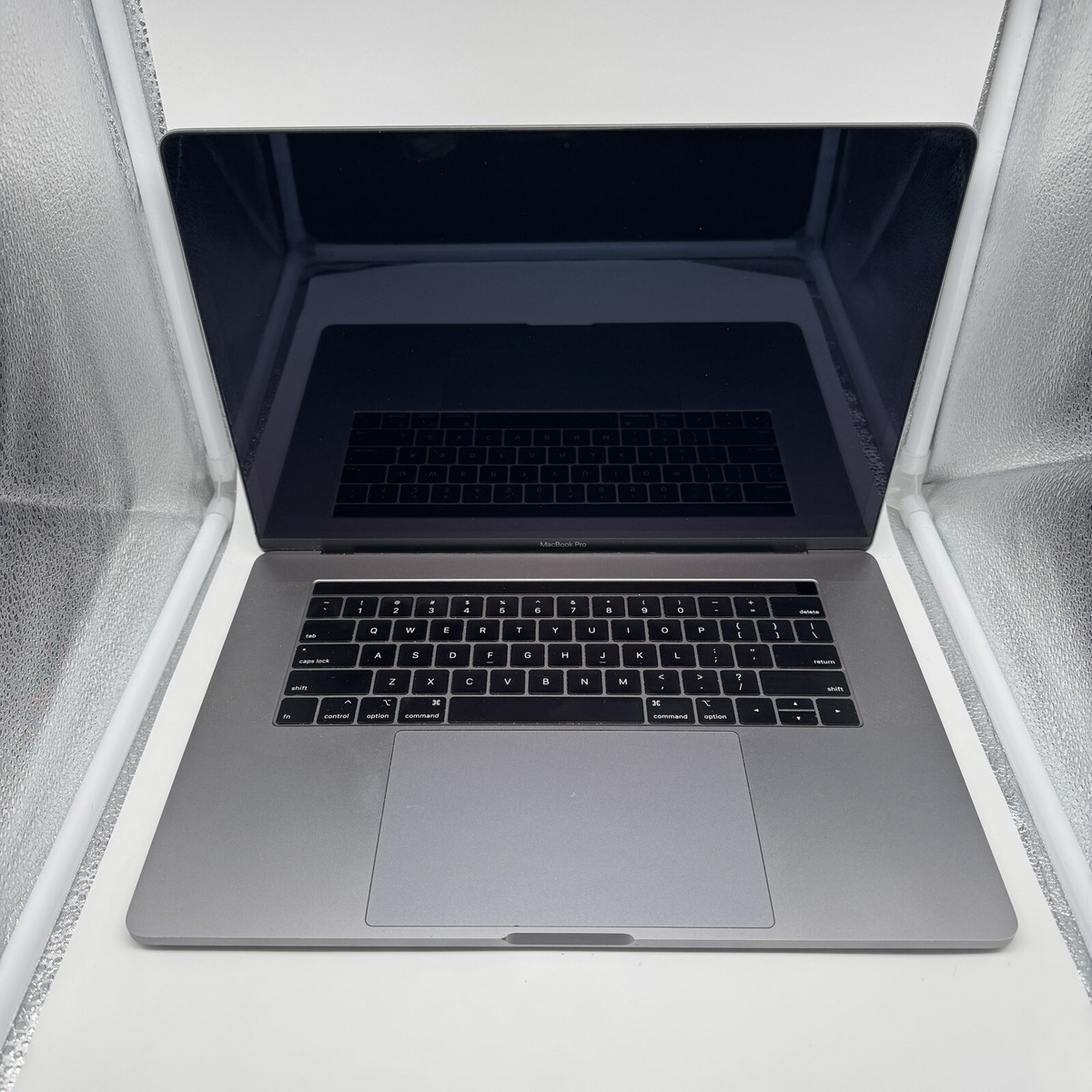 【ジャンク】MacBook Pro 2018年製 a1990 Apple MacBook Pro 2018 15
