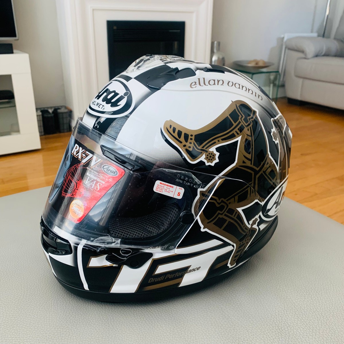 BRAND NEW* Ltd. Edition Arai RX-7V Isle of Man TT Motorbike Helmet