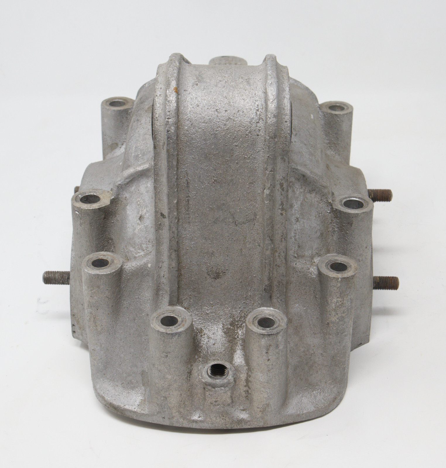 520646 rear differential transaxle gearbox cover for Ferrari 275 original used