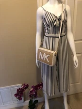 michael Kors Jet Set Item