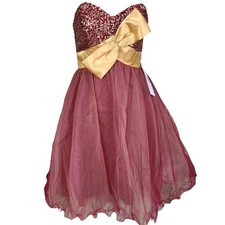 Nwt cinderella Formal gold maroon strapless fit and flair ruffle Dress Size 6
