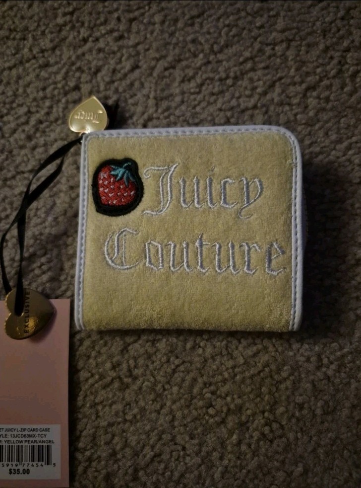 JUICY COUTURE SWEET JUICY STRAWBERRY ZIP CARD CASE | eBay display picture 1