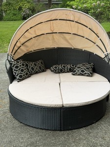 Samtella Round Black Rattan Lounge Set with Canopy and Beige Cushions