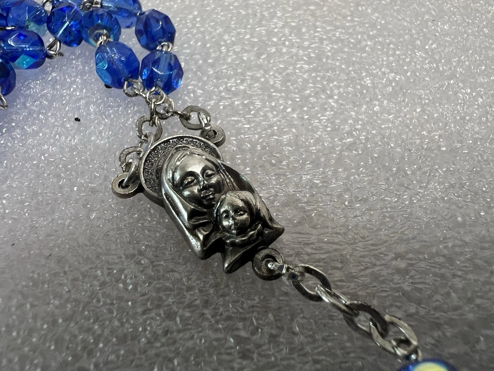 Vintage Blue Glass Faceted Beads Catholic Rosary - Picture 4 of 6