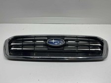 Subaru Levorg 2015 Grille calandre supérieure de pare-chocs avant 91121VA091