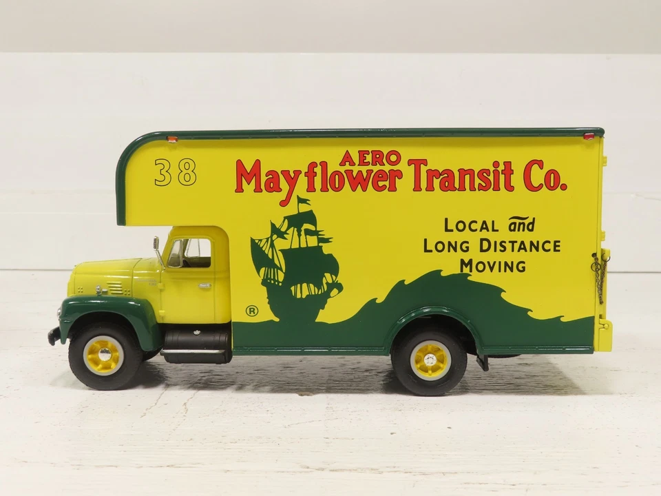 First Gear 18-1471 1957 R-200 Mayflower Transit LN  - Image 2 of 4