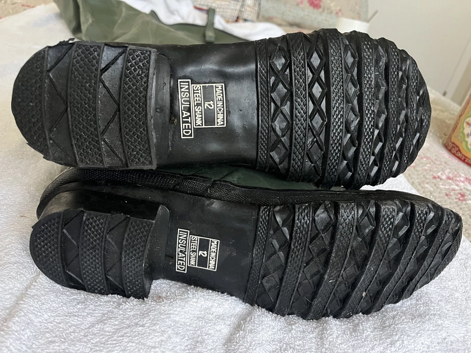 Remington Brand Hip Waders Insulated Rubber Boot Foot Size 12 - Image 4 of 4