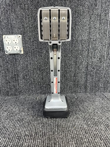 Roberts 10-412 Kniekicker
