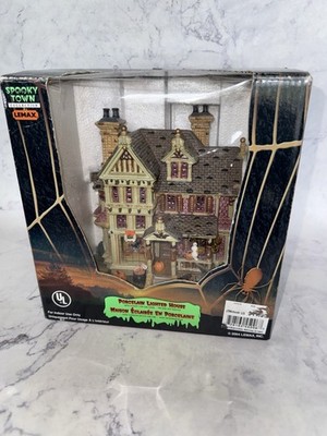 2004 Lemax Spooky Town Trick Or Treaters Haven Lighted Halloween House 45006