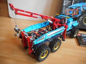 LEGO Technic 6x6 All Terrain Tow Truck with Box (Lego No: 42070)