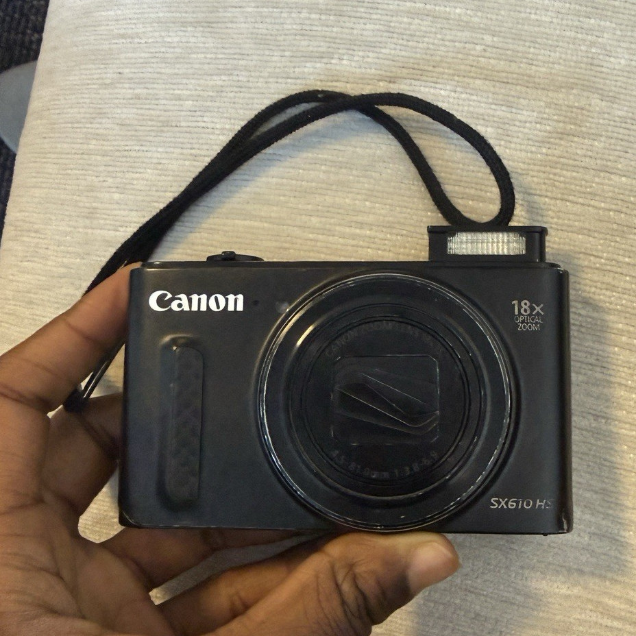 Canon PowerShot SX610 HS 20.2 MP 18x Zoom Full HD Compact Camera 