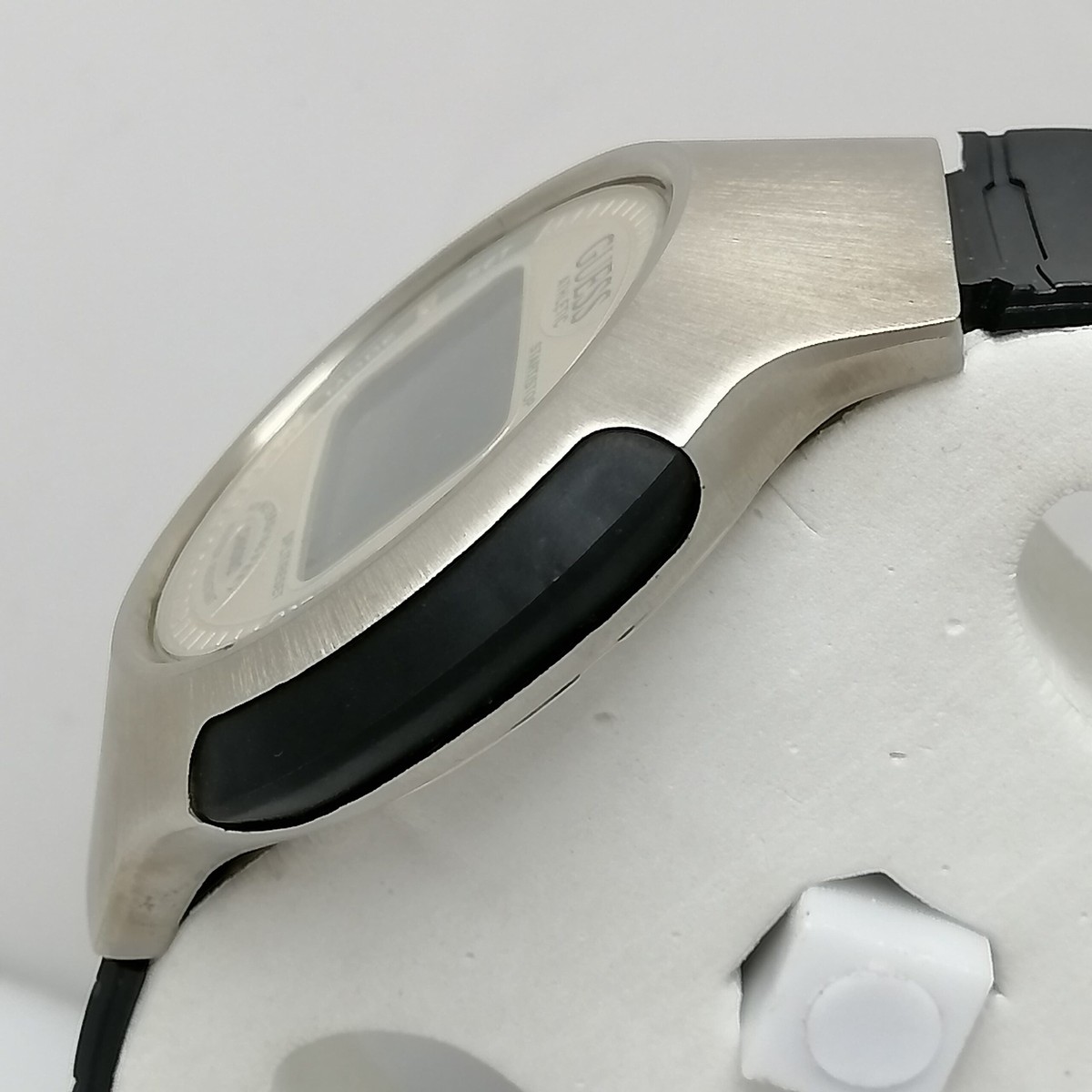 GUESS ATHLETIC Chronograph Digital Quartz Vintage Men