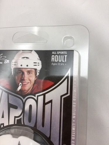 Tapout Mouthguard Top & Bottom All Sports White Youth Size Sports Athletic - Picture 12 of 12
