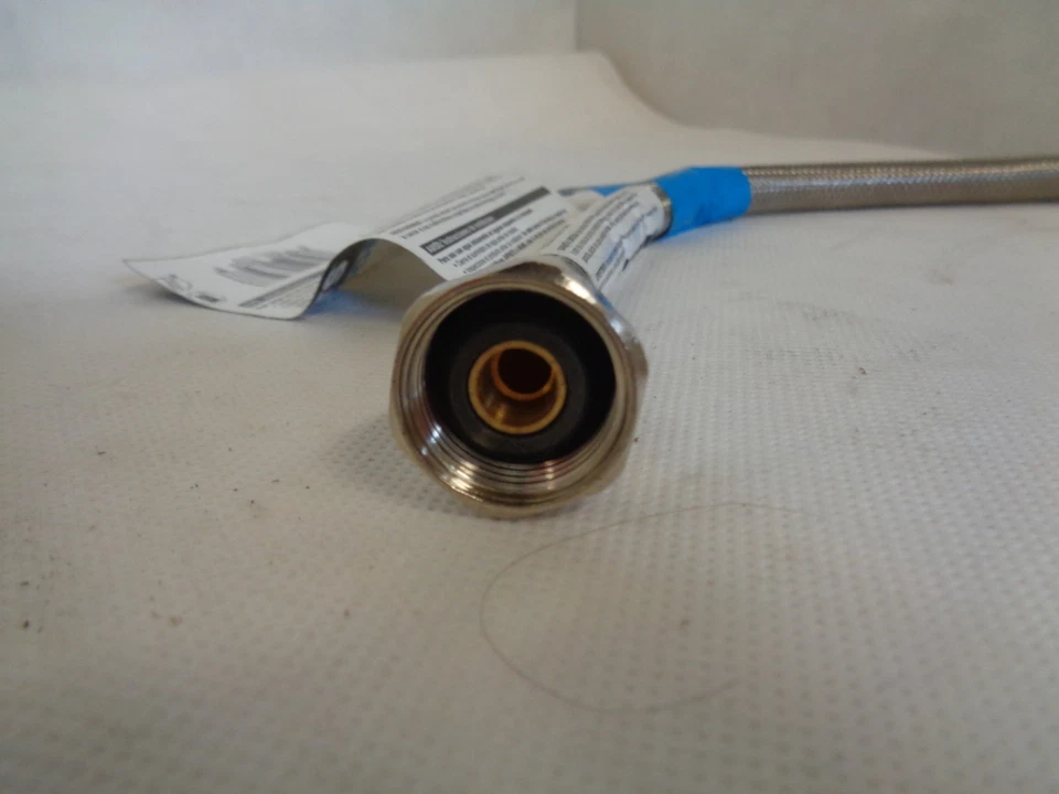 MANGUERA GRIFO WATTS 12" IN 3/8X1/2 LFC-S-CFX12 NUEVA Foto 2 de 3