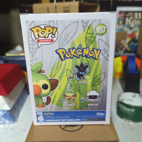 Funko POP! Games - Pokemon Grookey Flocked Limited Exclusive Figure #957 - Picture 3 of 6