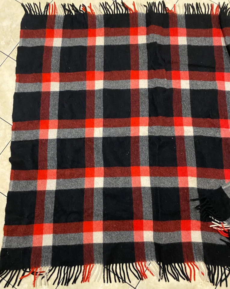 Vintage Pure Wool Natural Selections Australia Fringed Lap Rug Small Picnic Rug - image 2 of 4