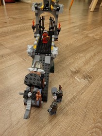 LEGO Castle Knights' Kingdom Gargoyle Bridge 8822 Set 250pcs Ages 7-14 Box