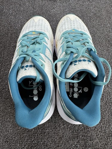 Scarpe da corsa DIADORA EQUIPE NUCLEO donna misura 10 D larghe bianco/turchese polveroso - Foto 15 di 18
