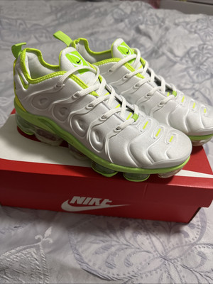 nike vapormax plus men Size 7
