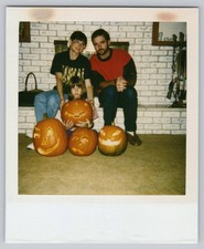 VTG 80s POLAROID Snapshot FOUND Family Halloween Jack-O-Lantern Carved Pumpkins
