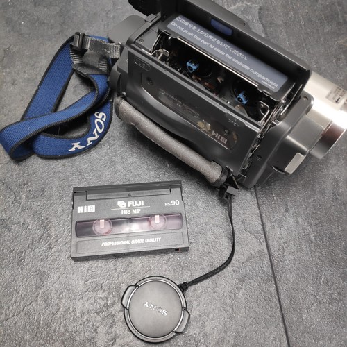 Sony Handycam CCD-TRV58E Night Vision PAL Video Camera Recorder Hi8 460X Zoom - Picture 10 of 17