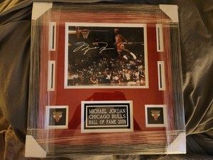 BULLS MICHAEL JORDAN SIGNED 8x10 GATORADE SLAM DUNK PHOTO UPPER DECK COA