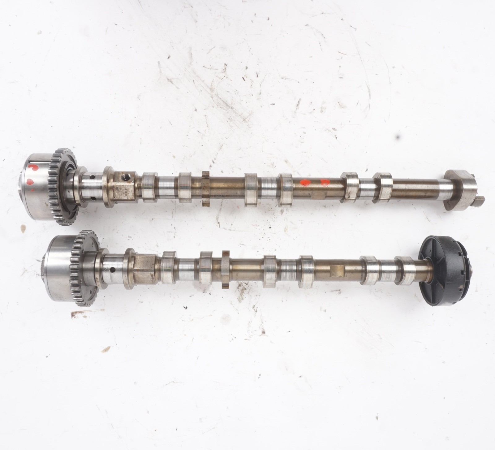 2014 - 2017 Maserati Ghibli 3.0L Right Engine Camshaft Set