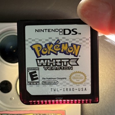 Pokemon White Version for Nintendo DS