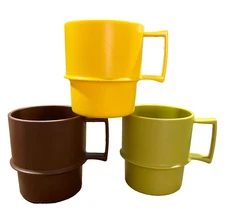 Vintage Tupperware Stacking Coffee Mugs Lot Of 3 #1312 Green, Yellow, Brown