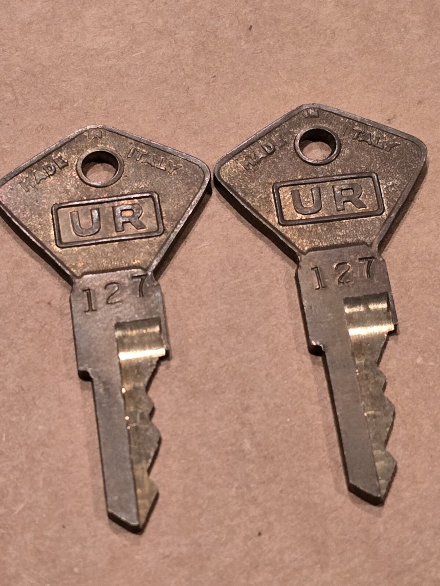 ましゅ Harley Key Steering Head lock -127 Nos Aermacchi sprint 61-71