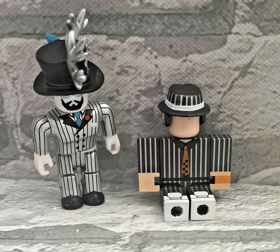 Roblox Jailbreak Collection Action Figure Asimo and striped suit and hat - Image 2 of 4
