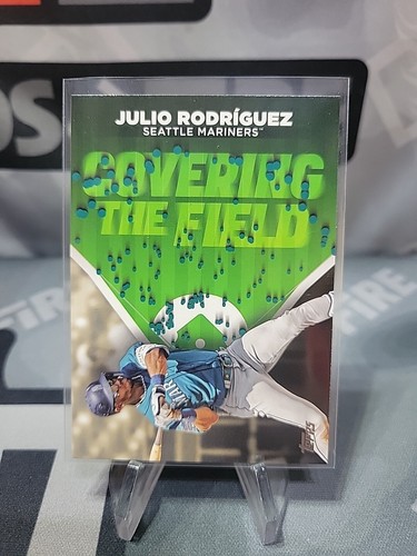 2024 Topps Series 2 Covering the Field CTF-8 Julio Rodríguez, Seattle Mariners - Picture 1 of 2
