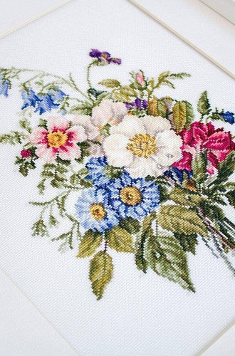 Luca-S Cross Stitch Kit - Summer Flower Bouquet BU4004 - Picture 7 of 7