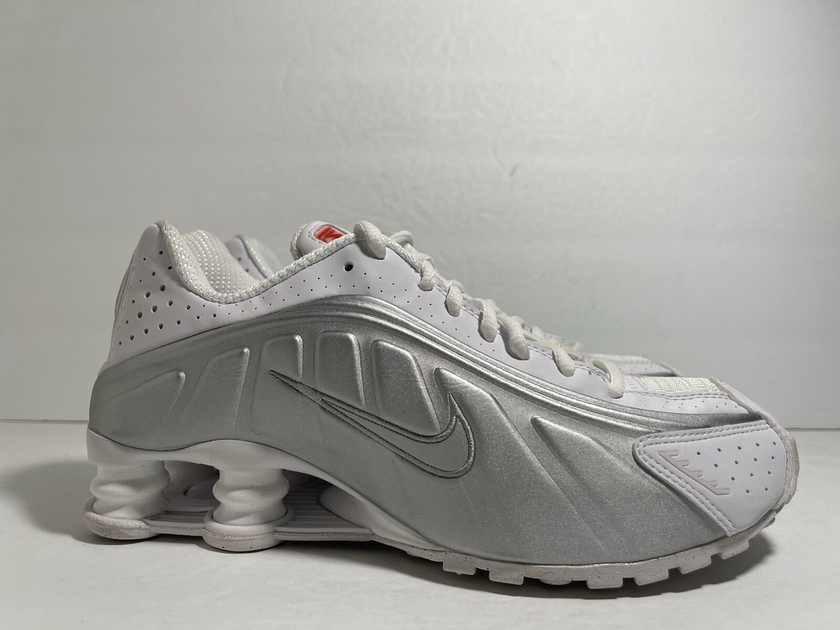 New Nike Shox R4 White Metallic Silver 2024 AR3565-101 Womens Size