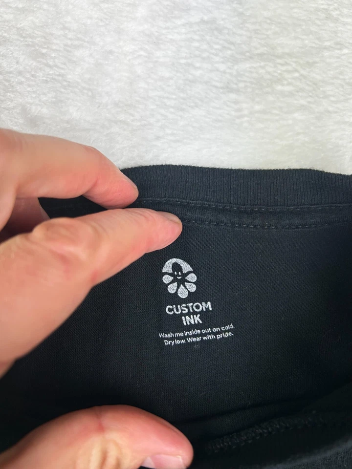 Brooklyn Boulders Tombtsone Throwdown Rock Climbing Black Tshirt Womens S - Image 4 of 4