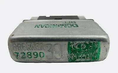 Nuevo OEM 30-AMP-Maxi-Tipo-Disyuntor (Verde) GM#12077843 1982-2012 Foto 2 de 3
