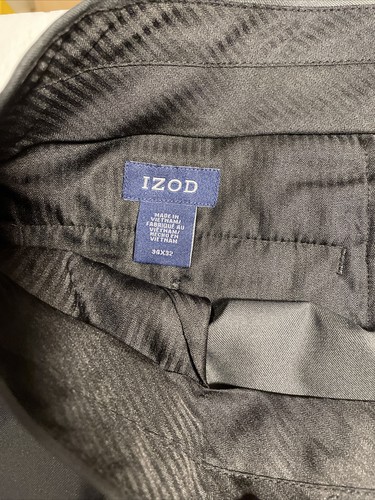 IZOD mens Pants 34x32 gray flat front Straight Leg No Shrink Wrinkle Free - Picture 4 of 9