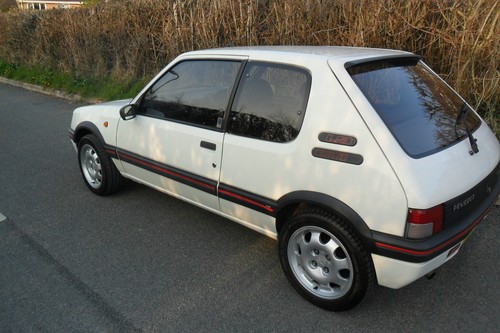 1993 PEUGEOT 205 GTI VERY RARE GENUINE NON SUNROOF MODEL - Picture 3 of 12