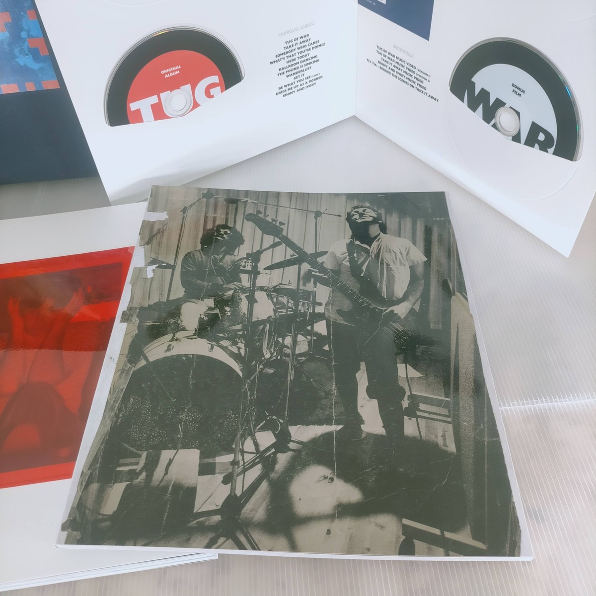 Paul McCartney「Tug Of War」デラックスエディション Amazon.com: Tug Of War [3 CD/DVD][Deluxe Edition]: CDs & Vinyl