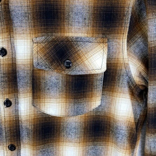 Rue 21 Shirt Mens Small Brown Cream Grey Plaid Long Sleeve Collar Pocket - Picture 5 of 9