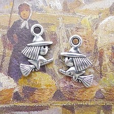 25/60PCS Antique Silver WITCH on Broom Charm Pendant, 2 Sided Halloween CC69