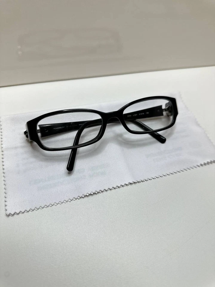 🌹 Черные оправы для очков Chanel 3131 с логотипом камелии — вечная элегантность 🌹 - Изображение 3 из 4
