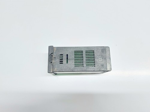 Toho ttc-104-3-rn-a Digital Temperature Controller - Picture 4 of 7