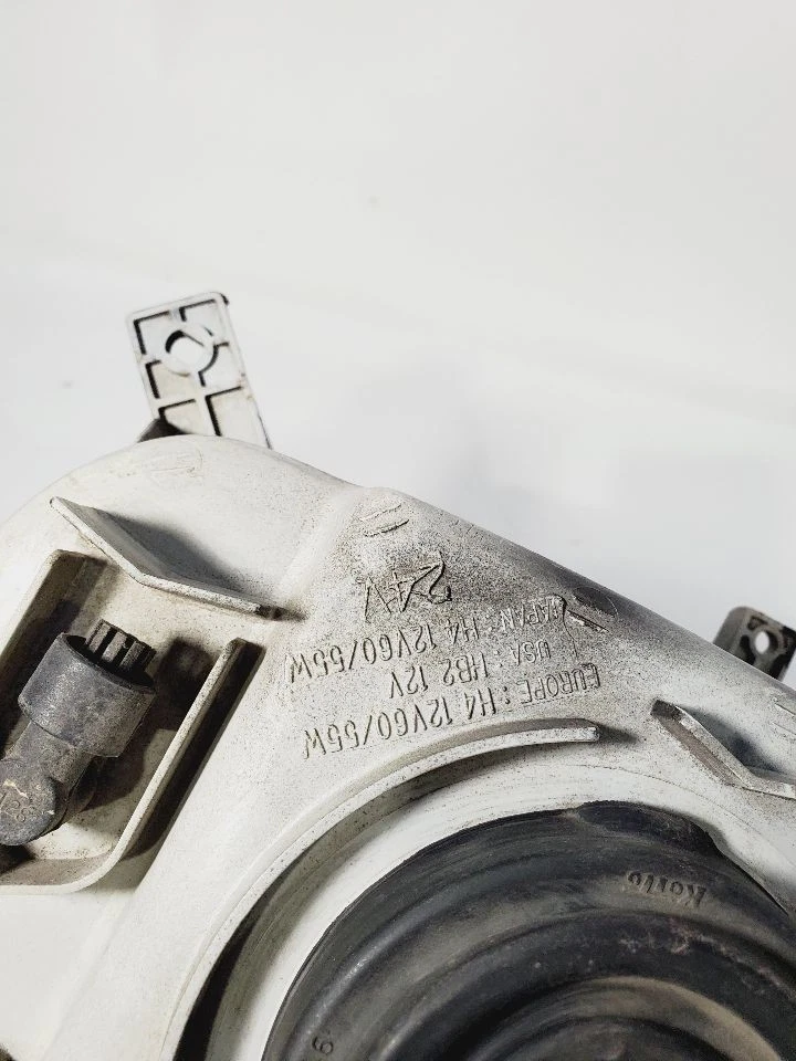 Conjunto de faro izquierdo usado se adapta a: 1997 Suzuki X90 grado A izquierdo Foto 2 de 4