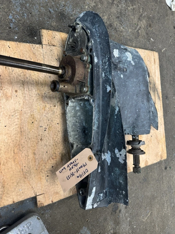 Suzuki DF140 140hp outboard 25” lower unit 1999-2009 Gearcase DF115  4 Stroke - Image 3 of 4