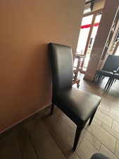 tavoli e sedie usate da ristorante