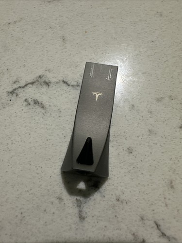 TESLA 128GB 3.0 USB OEM For Model S,3,X,Y Dash Cam & Sentry Mode