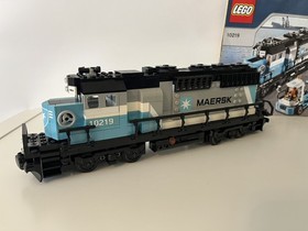 LEGO Creator Expert: Maersk Train (10219)  with manuals 98% Complete