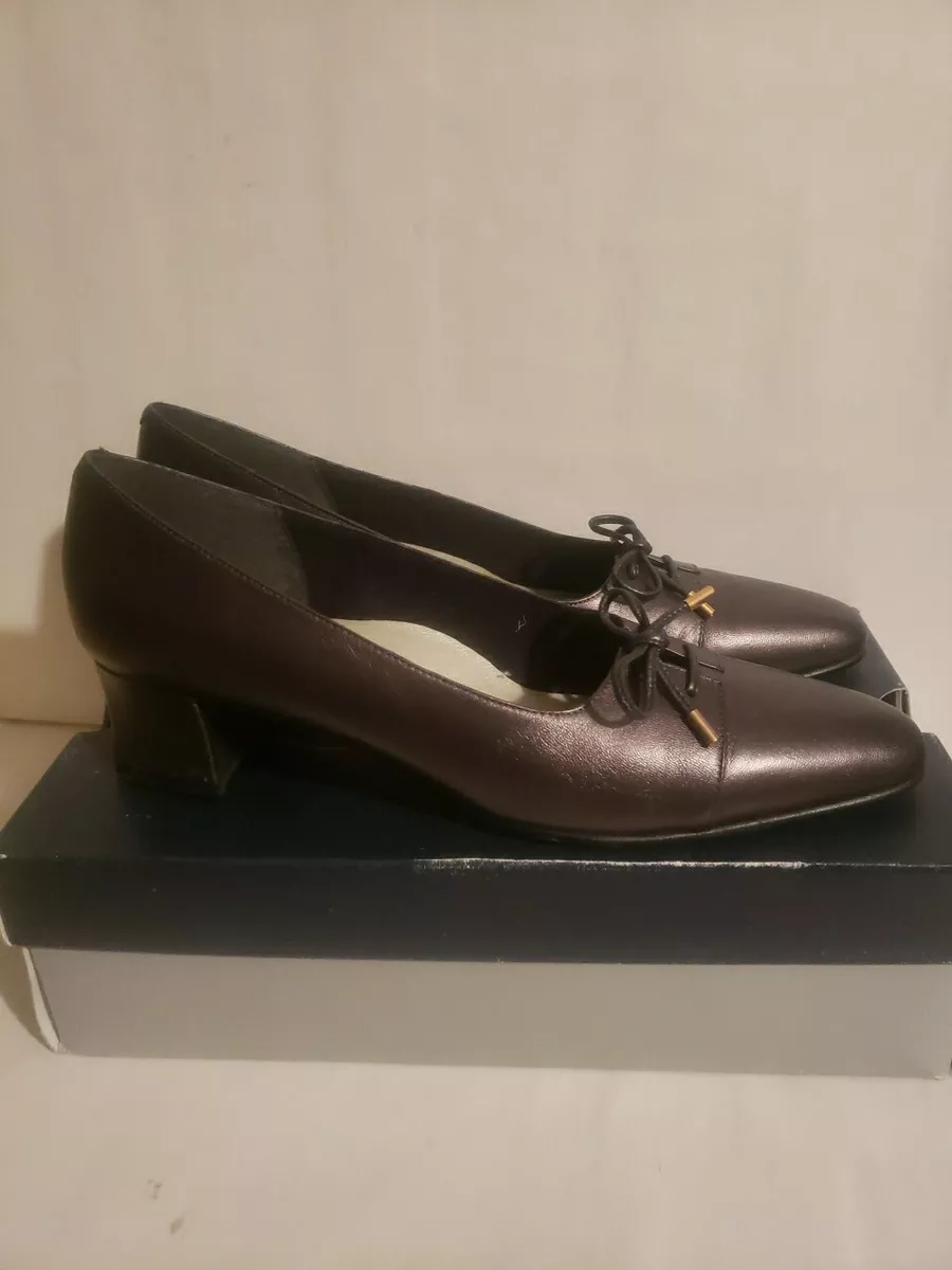 Super slim width womens best sale shoes