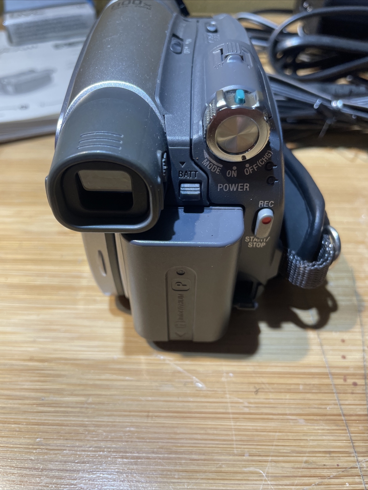 Sony Handycam DCRHC28 Mini DV Camcorder Digital Video Camera Recorder